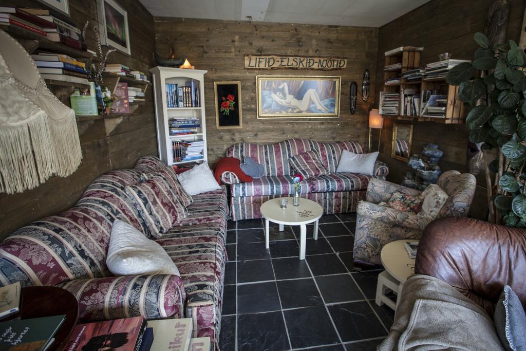 Blomasetrith Homestay Borgarnes Bagian luar foto