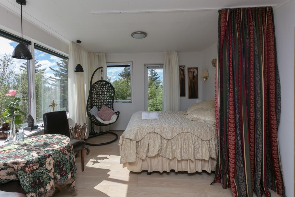 Blomasetrith Homestay Borgarnes Bagian luar foto